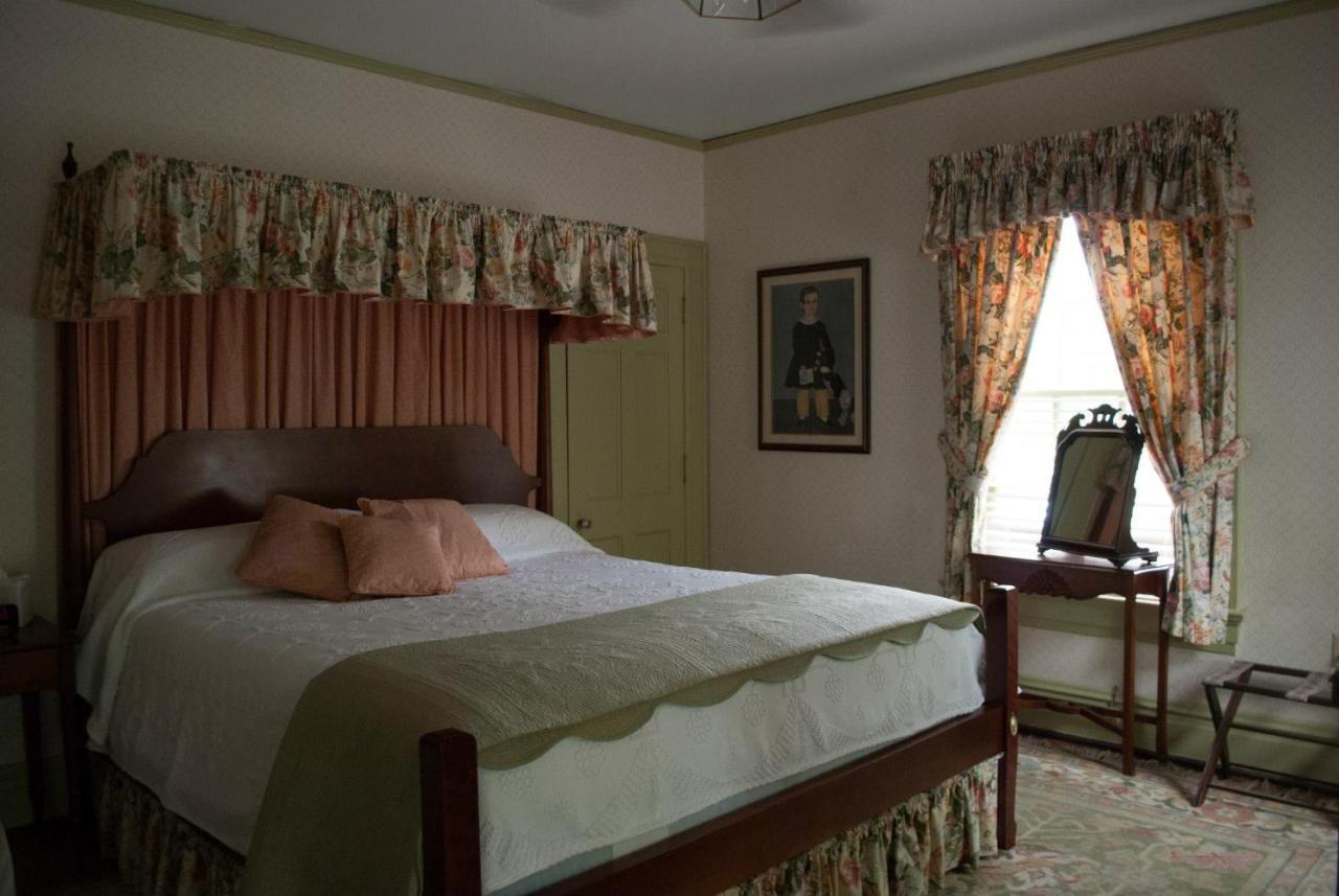 Colonial Capital B&B Williamsburg Buitenkant foto